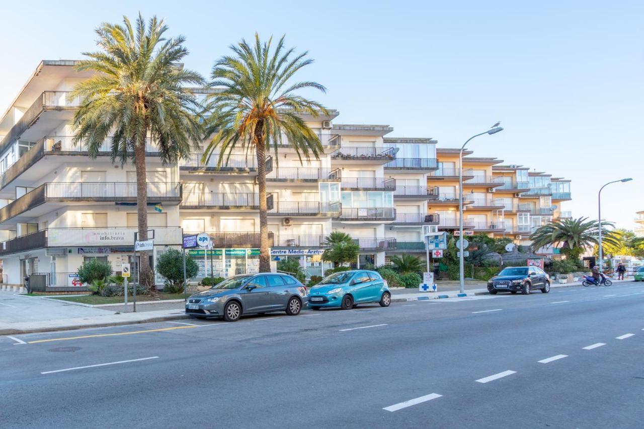 Apartamento Apartamento en la playa SANDRA 1, con WIFI, PARKING y CLIMA Rosas Exterior foto