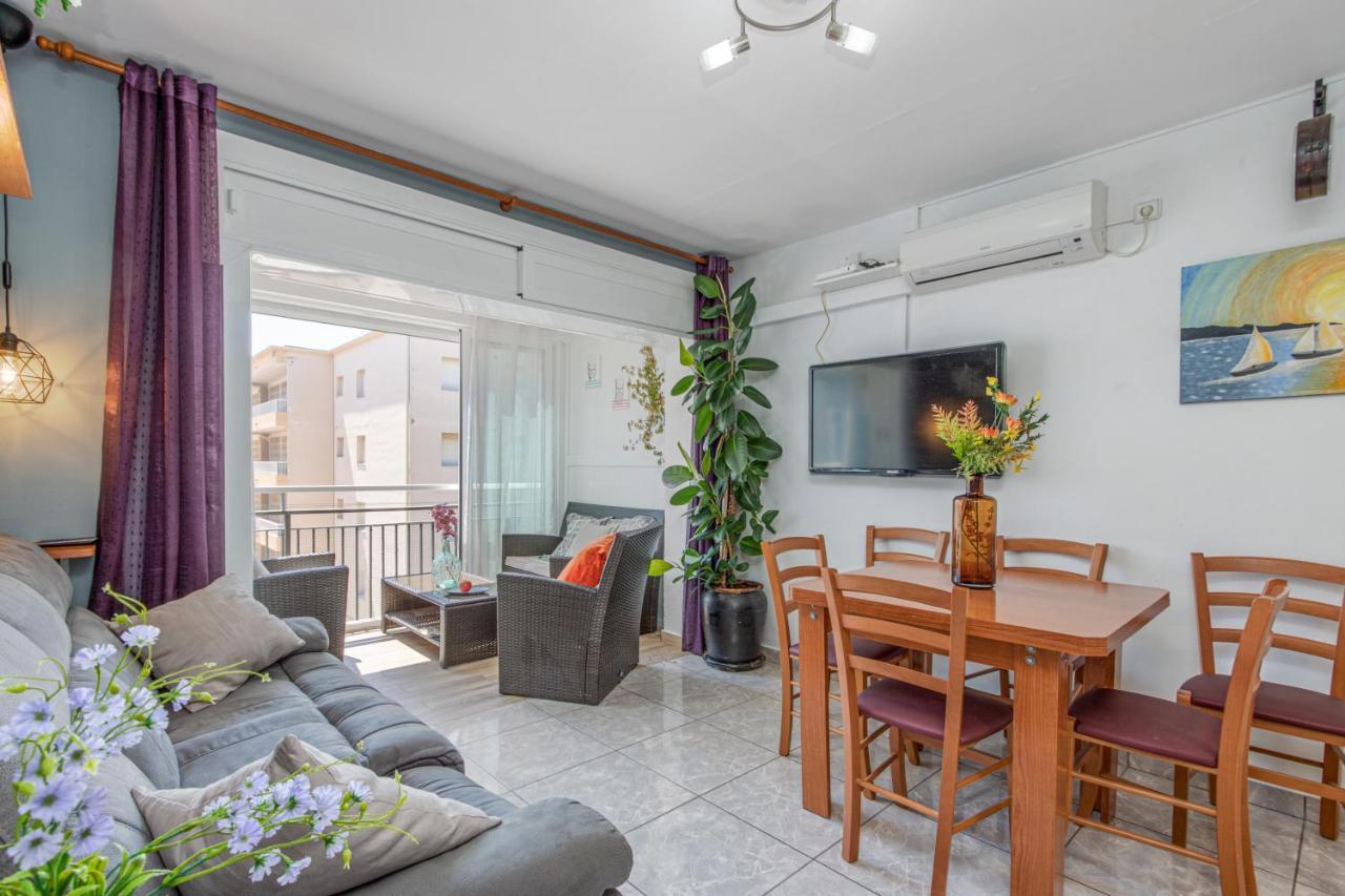 Apartamento Apartamento en la playa SANDRA 1, con WIFI, PARKING y CLIMA Rosas Exterior foto