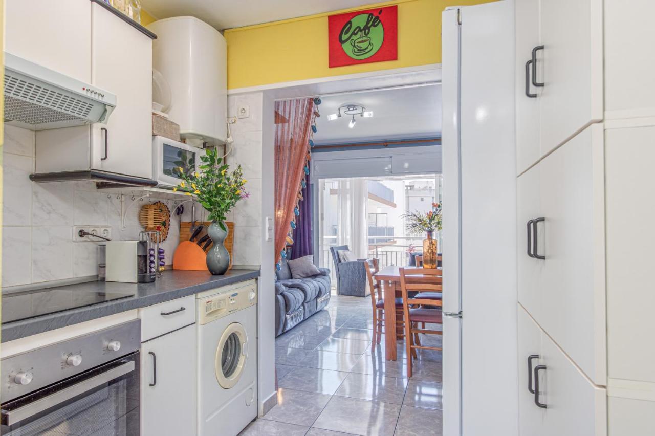 Apartamento Apartamento en la playa SANDRA 1, con WIFI, PARKING y CLIMA Rosas Exterior foto